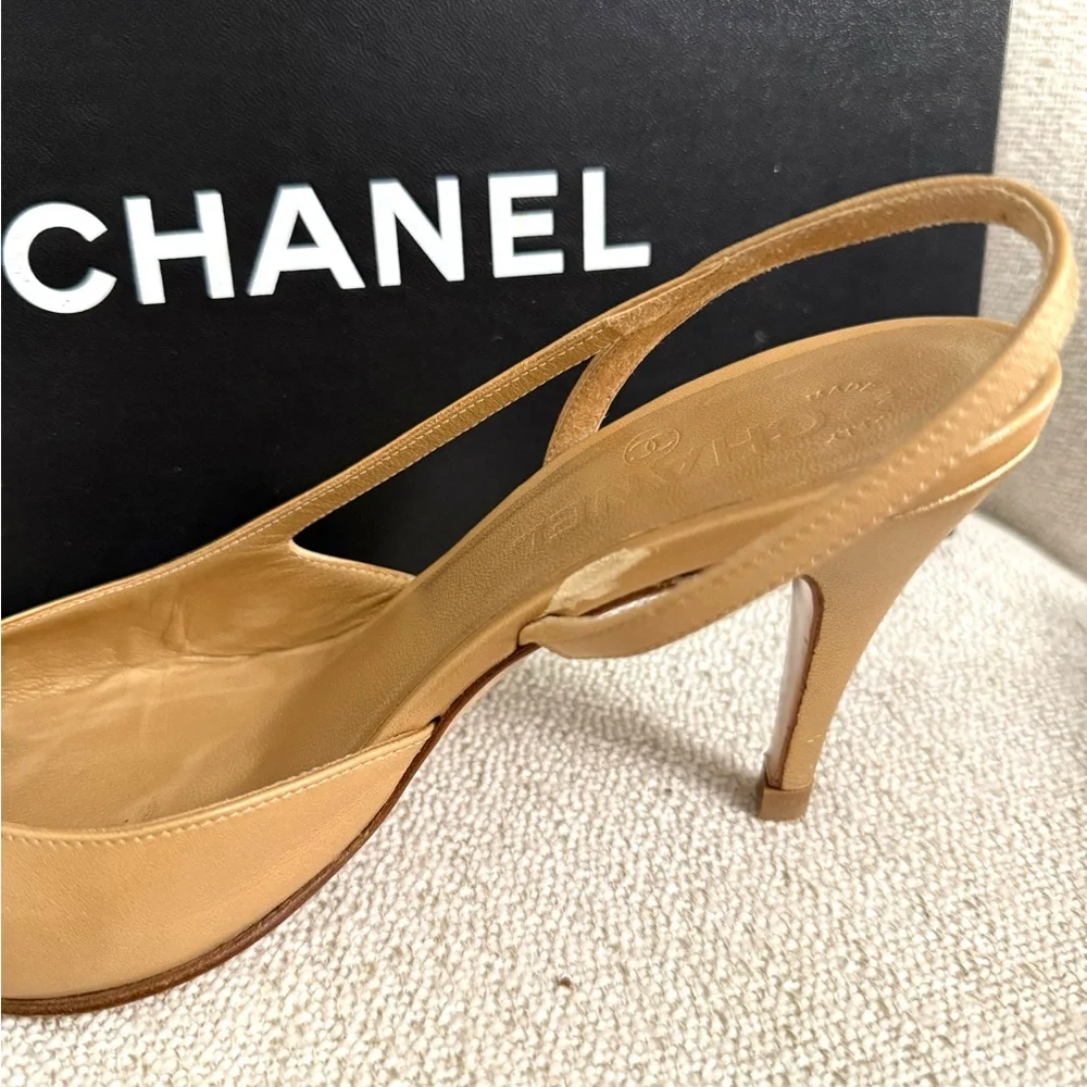 Authentic Chanel slingback pumps beige gold